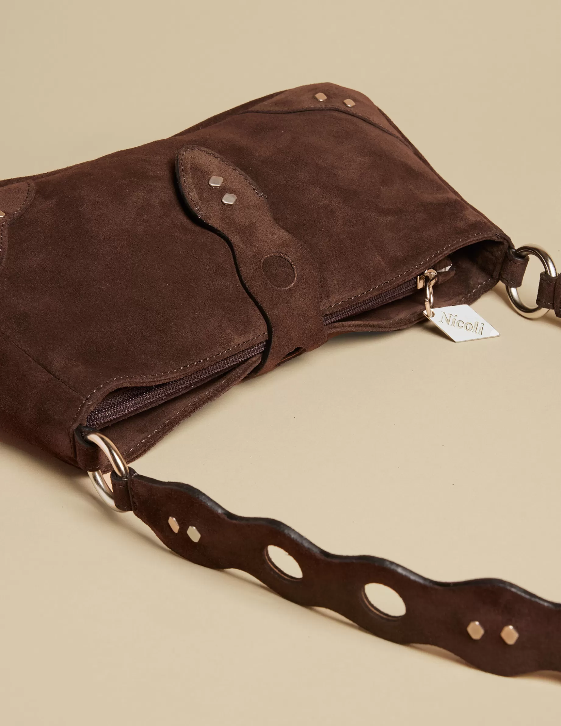 bolso_retro_serraje_marrn_2.webp Sale NÍCOLI BOLSO RETRO SERRAJE MARRÓN Marrones