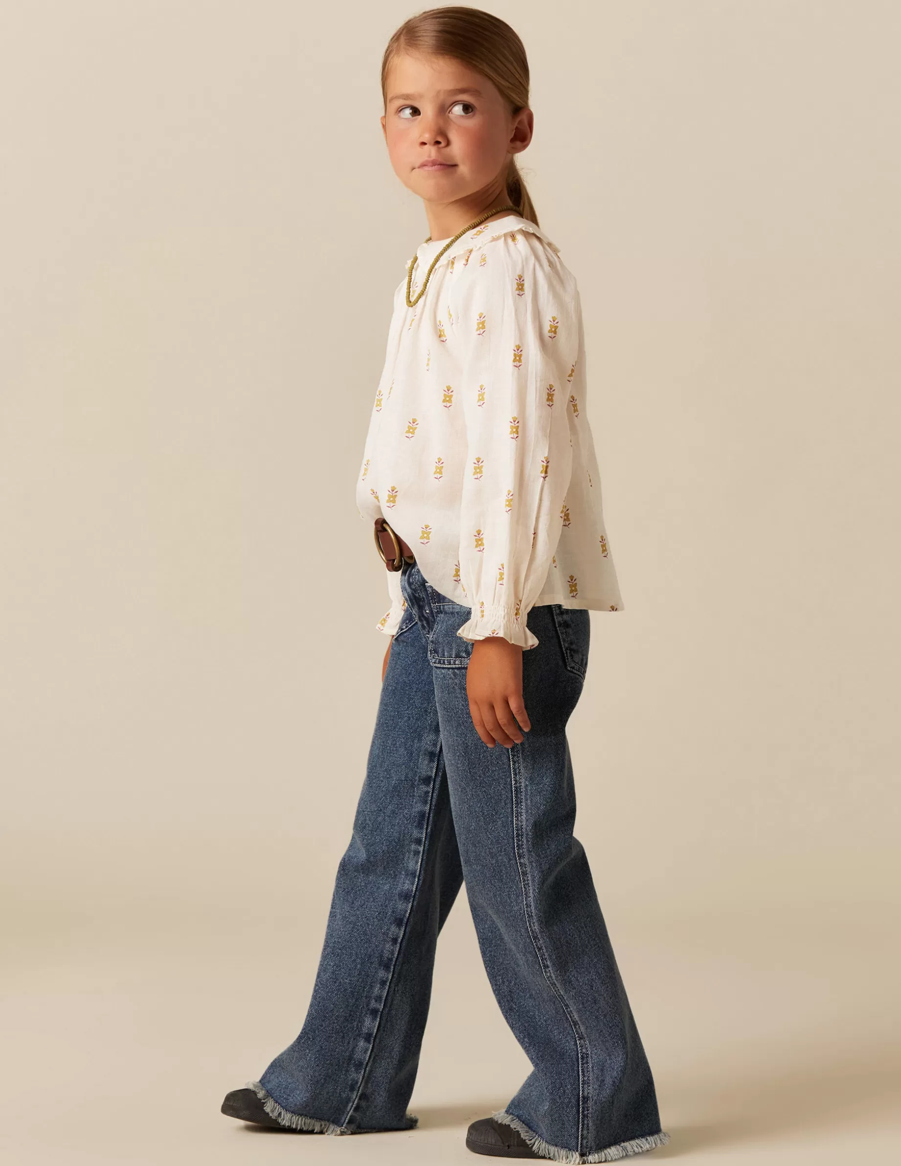 camisa_flor_pequea_granate_2-1.webp Fashion NÍCOLI CAMISA FLOR PEQUEÑA Granate