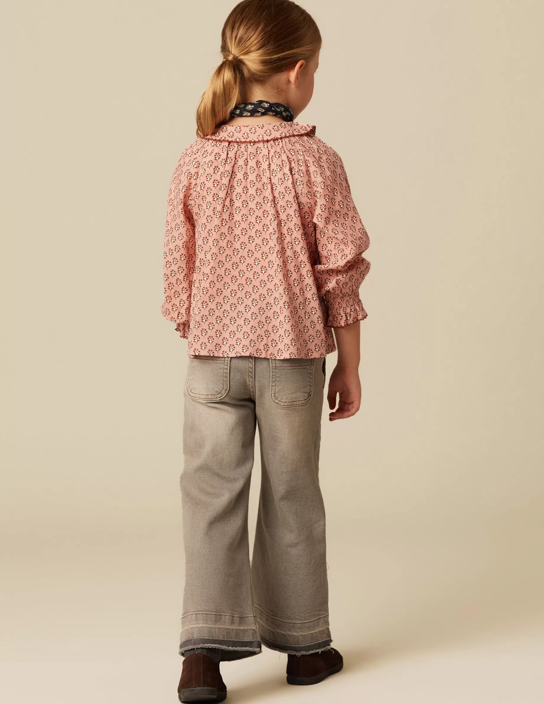 camisa_rosa_flor_marrn_3.webp Store NÍCOLI CAMISA ROSA FLOR MARRÓN Rosas