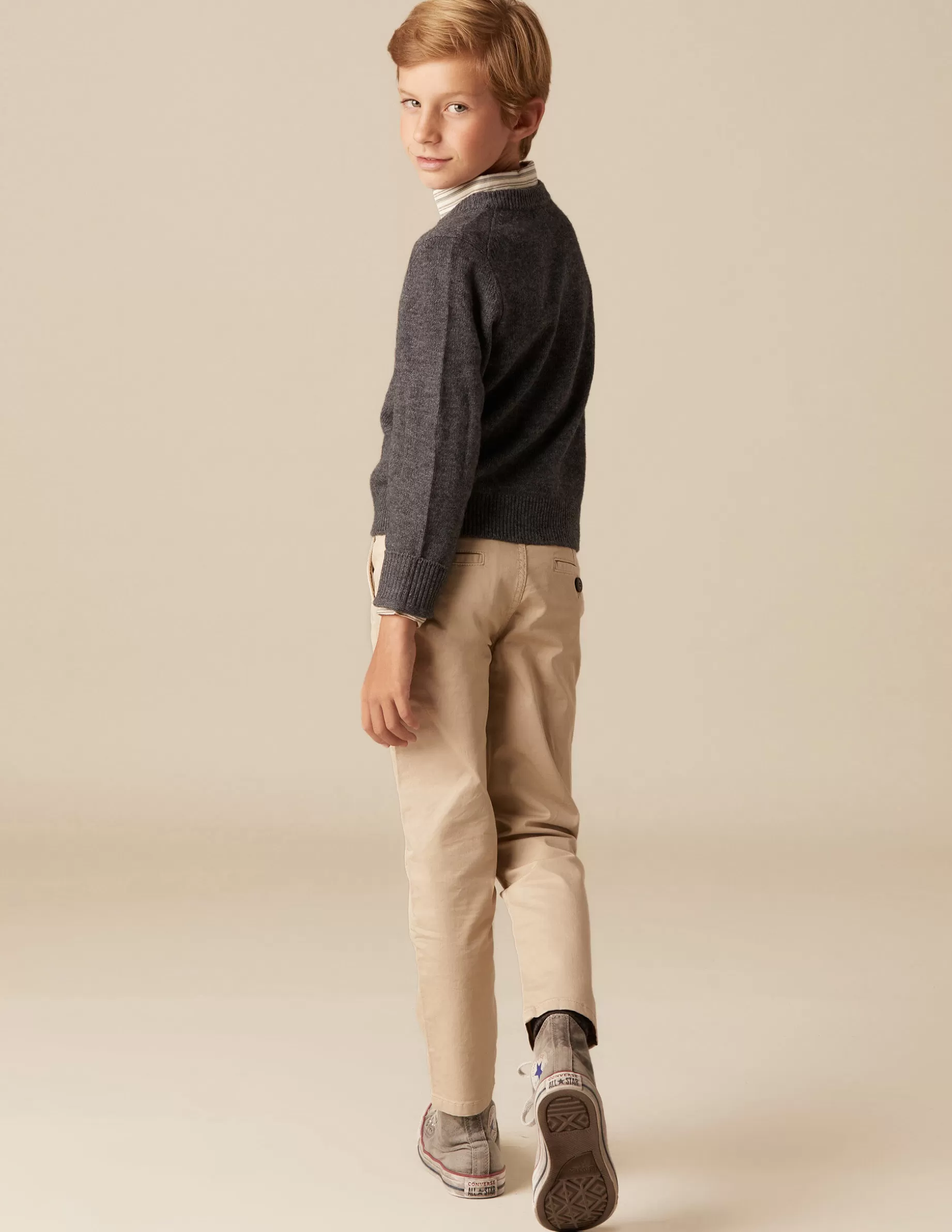 pantaln_chino_largo_arena_3.webp New NÍCOLI PANTALÓN CHINO LARGO Arena