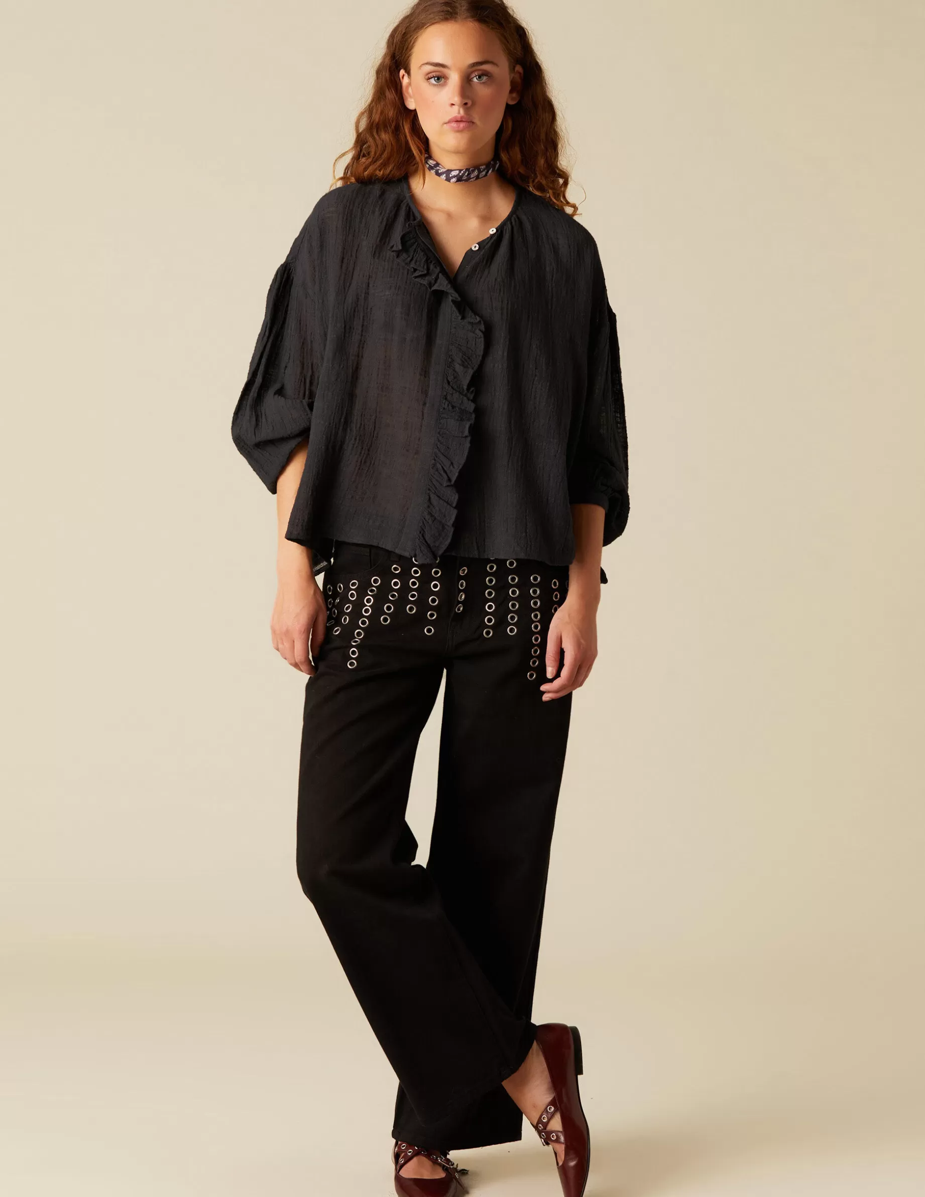 Online NÍCOLI PANTALÓN VAQUERO NEGRO MIX TACHUELAS Negros